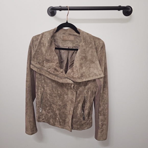 Women's Taupe Teddy Jacket - Picture 9 of 9